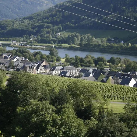 Mosel Weinhotel Steffensberg 3*